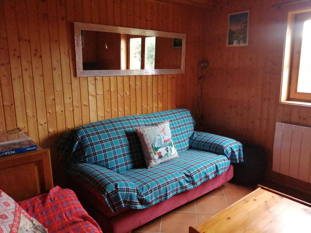 Bel Appartement Au Rez De Chaussee D'Un Chalet Jarrier Exterior photo